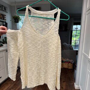 cold shoulder sweater knit new L